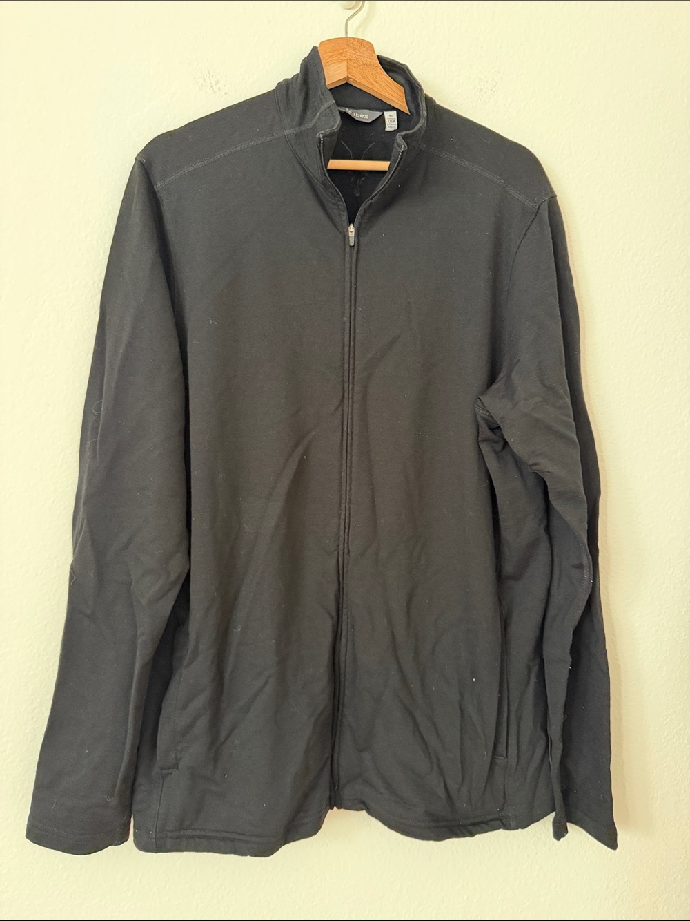 Ibex Merino Wool Full Zip Jacket Size XL Men’s Black Lightweight Outdoors Camp